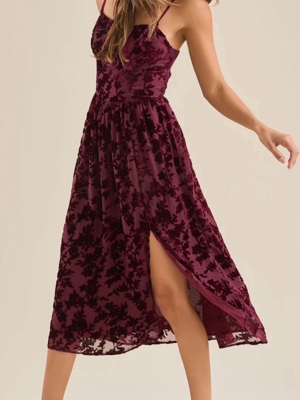 NEW FLAWED Altar’d State Burgundy Velvet Floral Midi Dress Size Small NWT